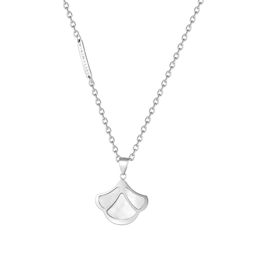 Tulip / Necklace Pearl Silver