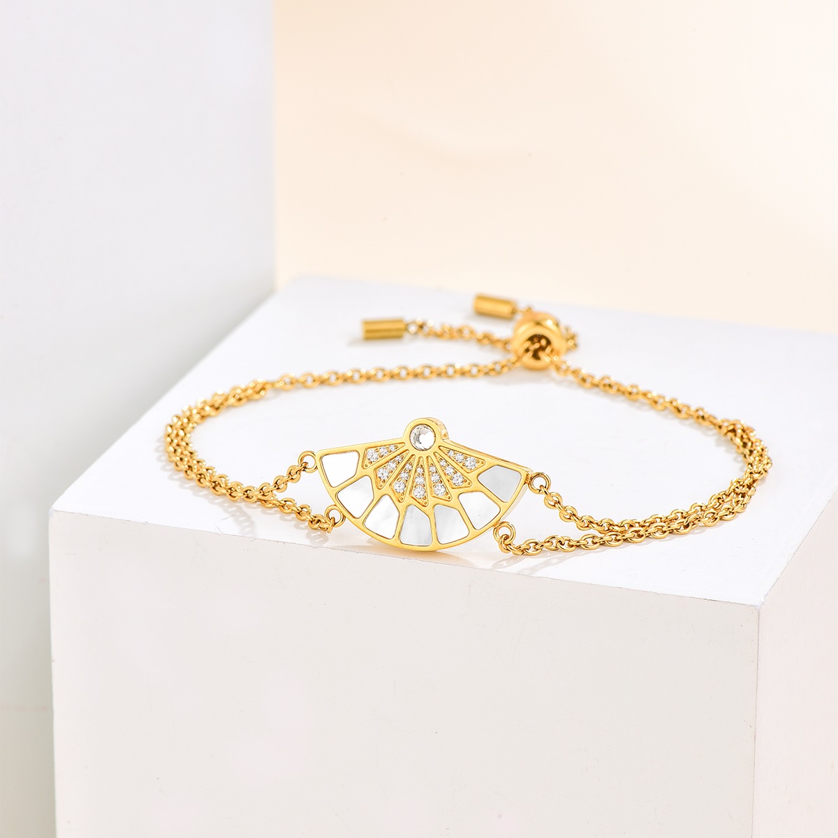 Fan / Bracelet Gold