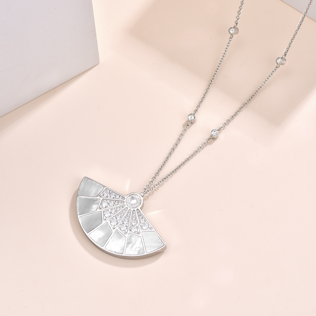 Fan / Necklace Silver