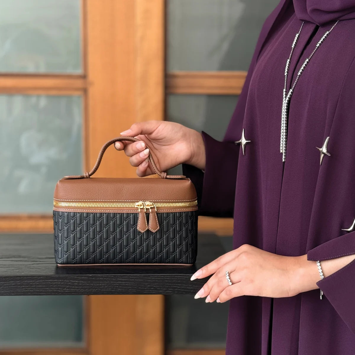 4_ca814713-9d60-460c-b5d9-ec9cb4f6bdb8 | MINIMALIST