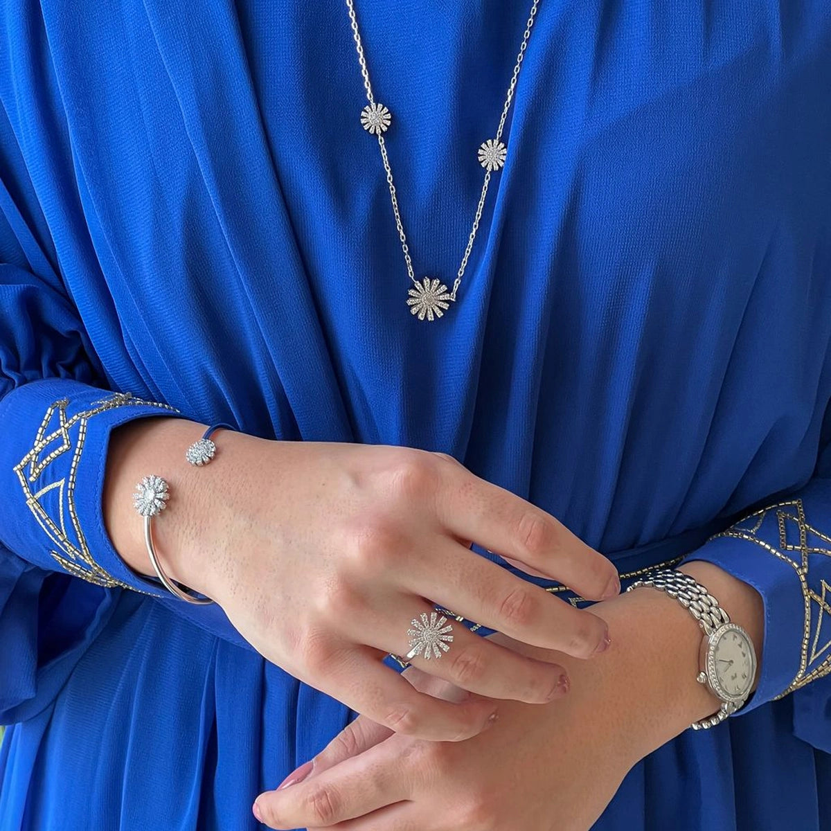 CFN01_1 | MINIMALIST