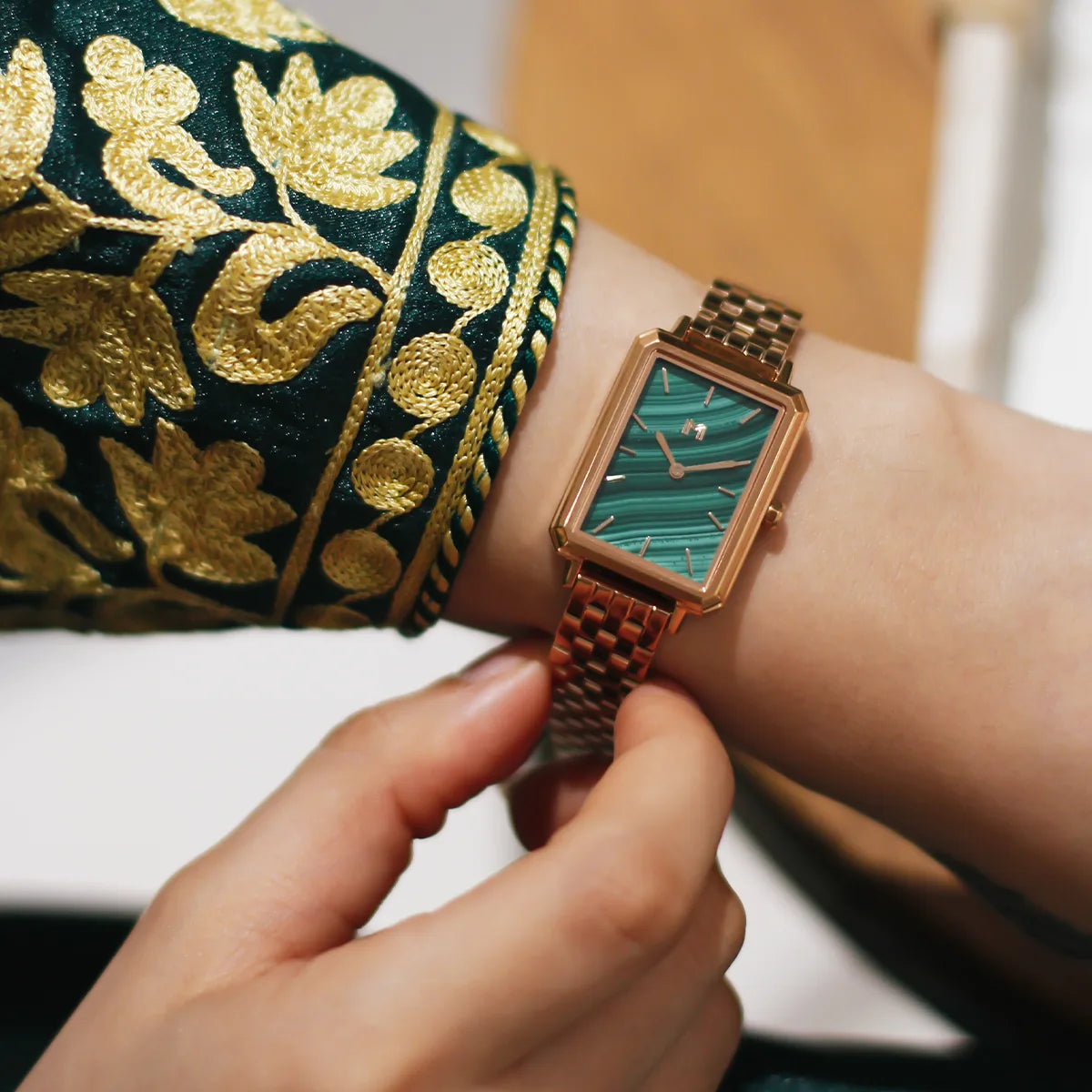 LQR05_2_approved | MINIMALIST