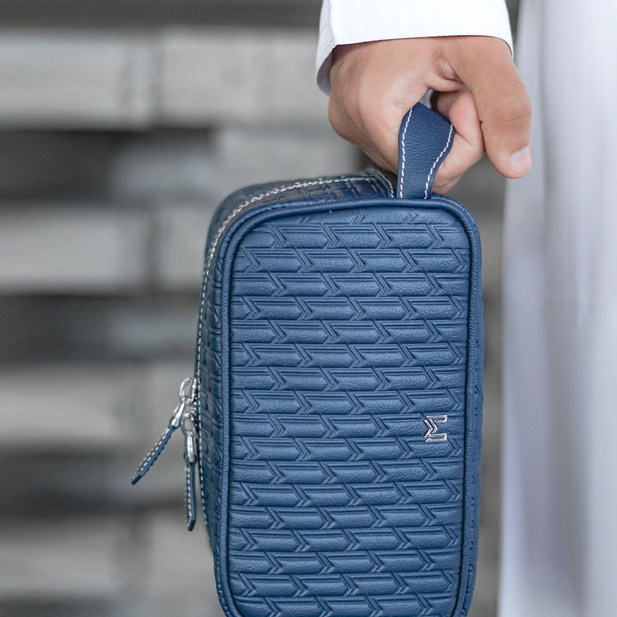 باوتش السفر كحلي / فضي