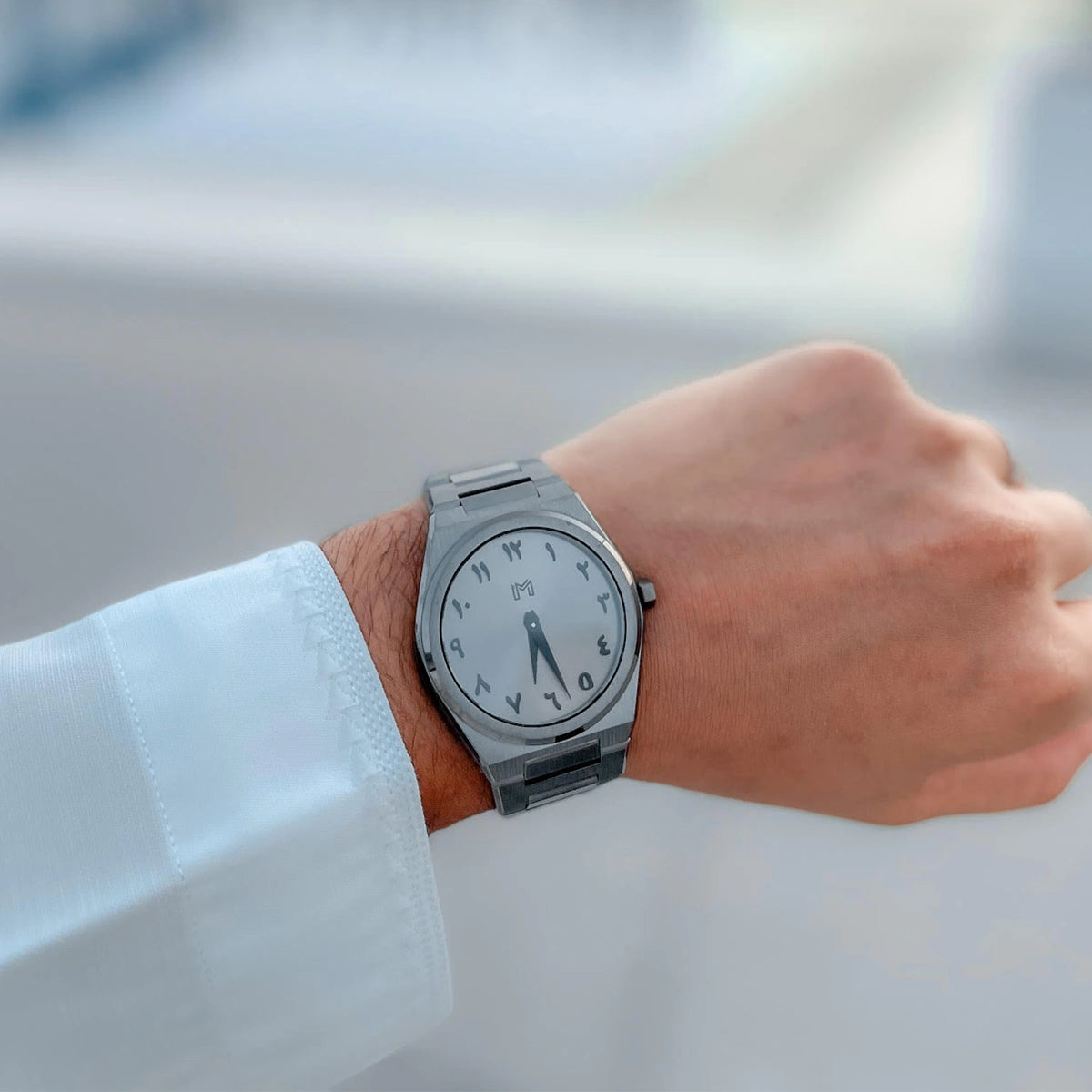 MHS18_2 | MINIMALIST