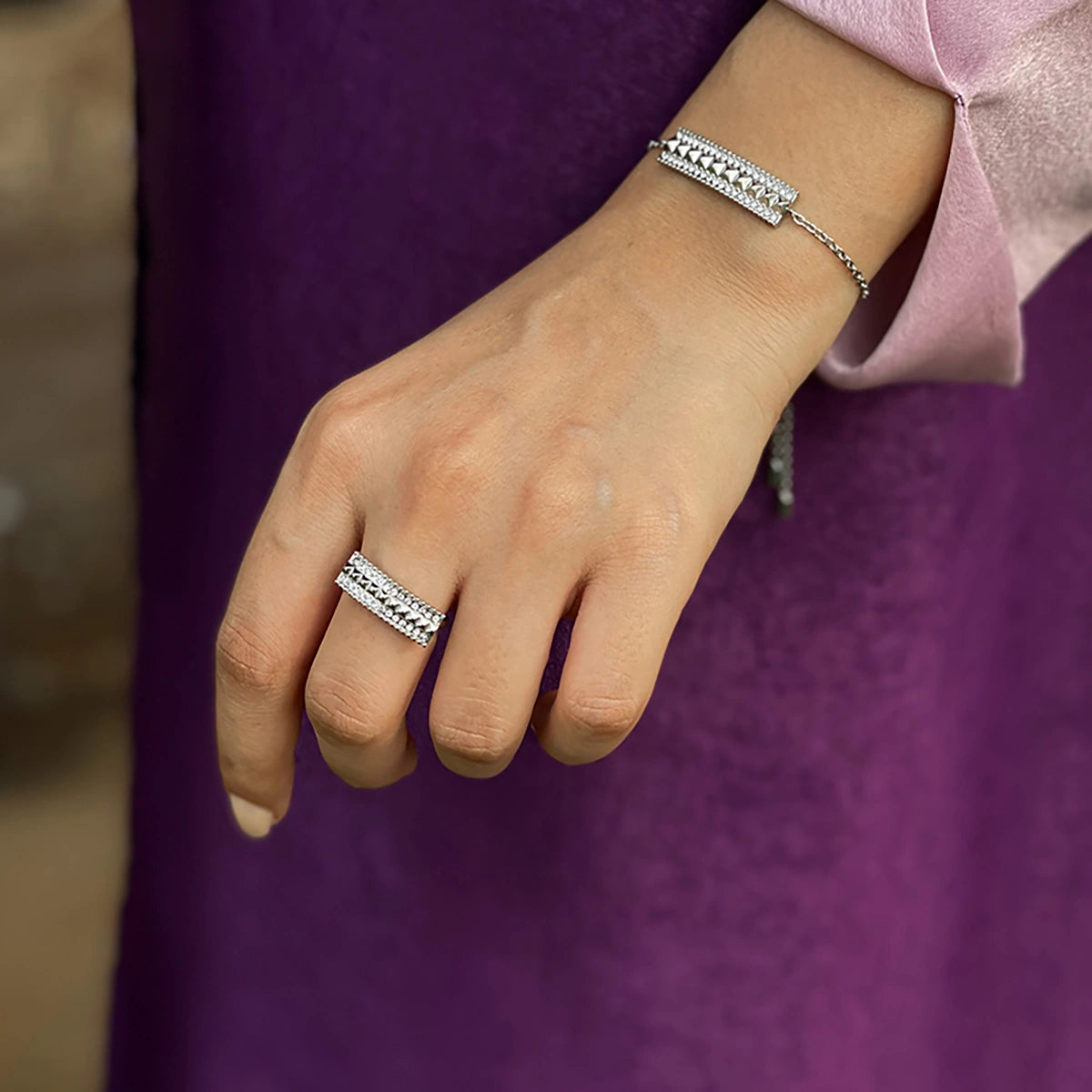 NOR01_2 | MINIMALIST