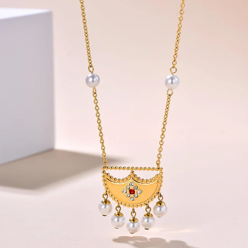 شناف / عقد اللؤلؤ باللون الذهبي