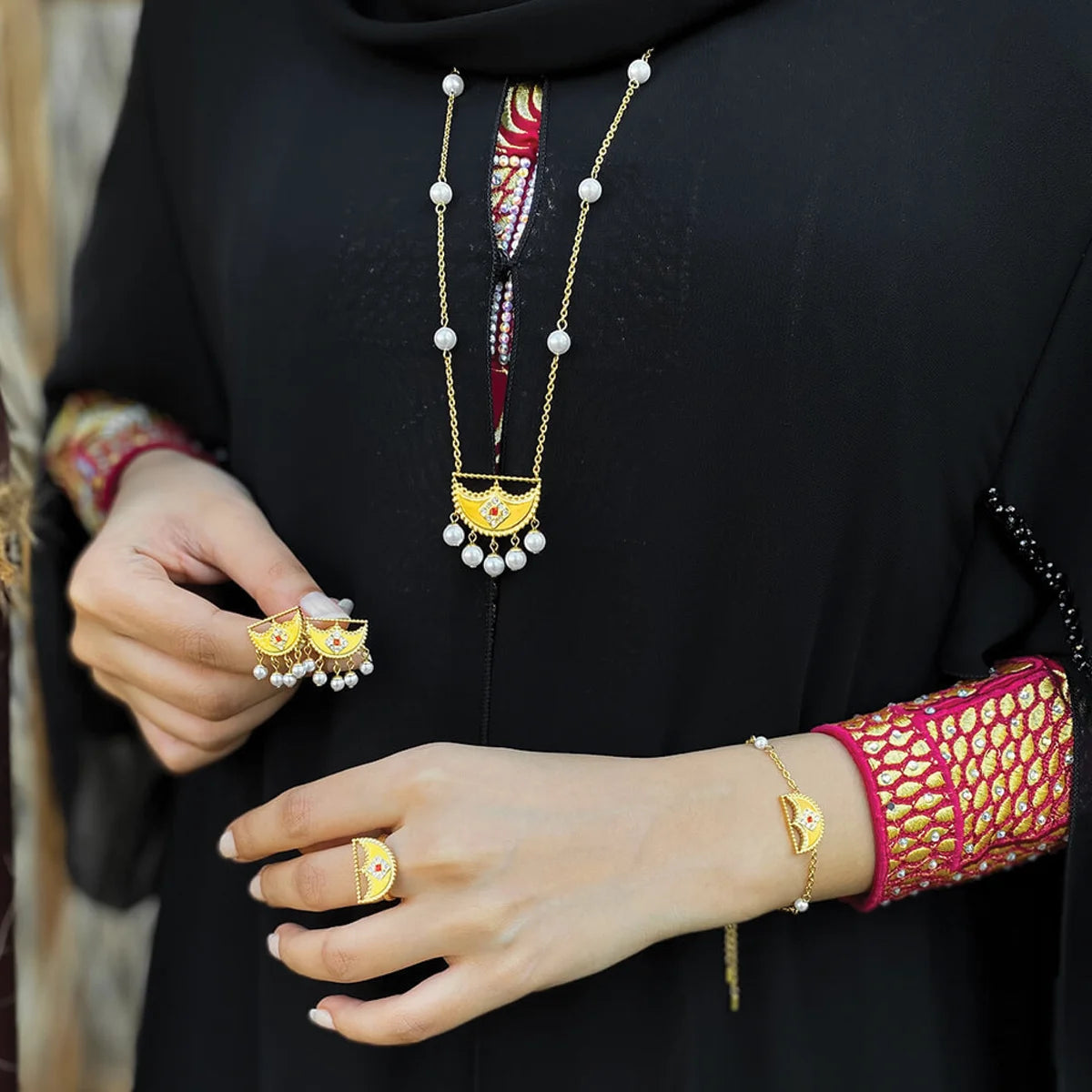 Shnaf Gold / Alyazia  / Charm - Gift Set