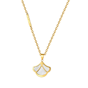 Tulip / Necklace Pearl Gold