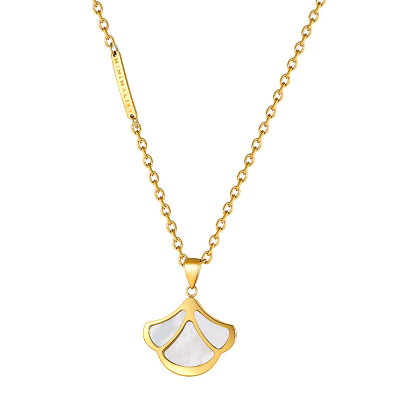 Tulip / Necklace Pearl Gold