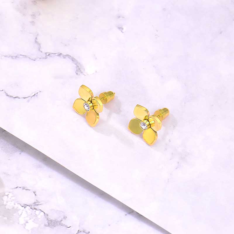 Bloom / Earring Gold