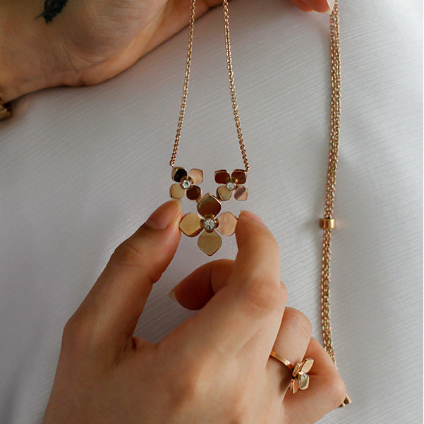 Bloom / Necklace Rose Gold